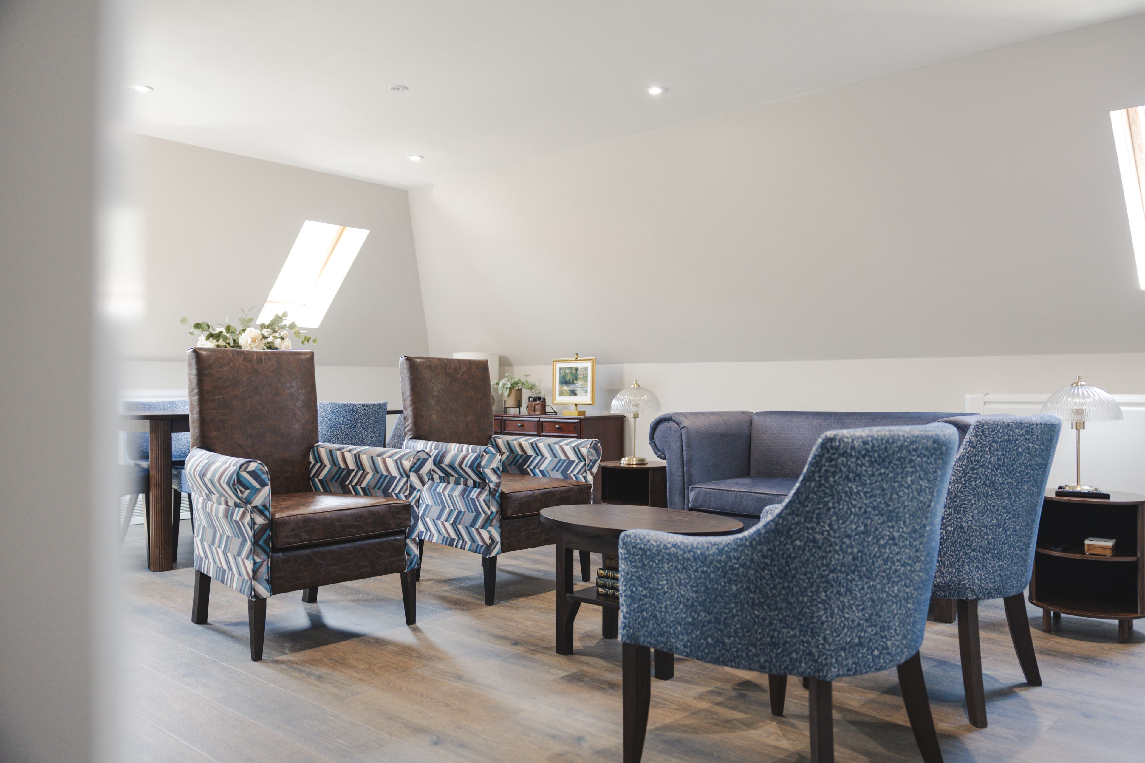 Bradfield Manor upstairs lounge